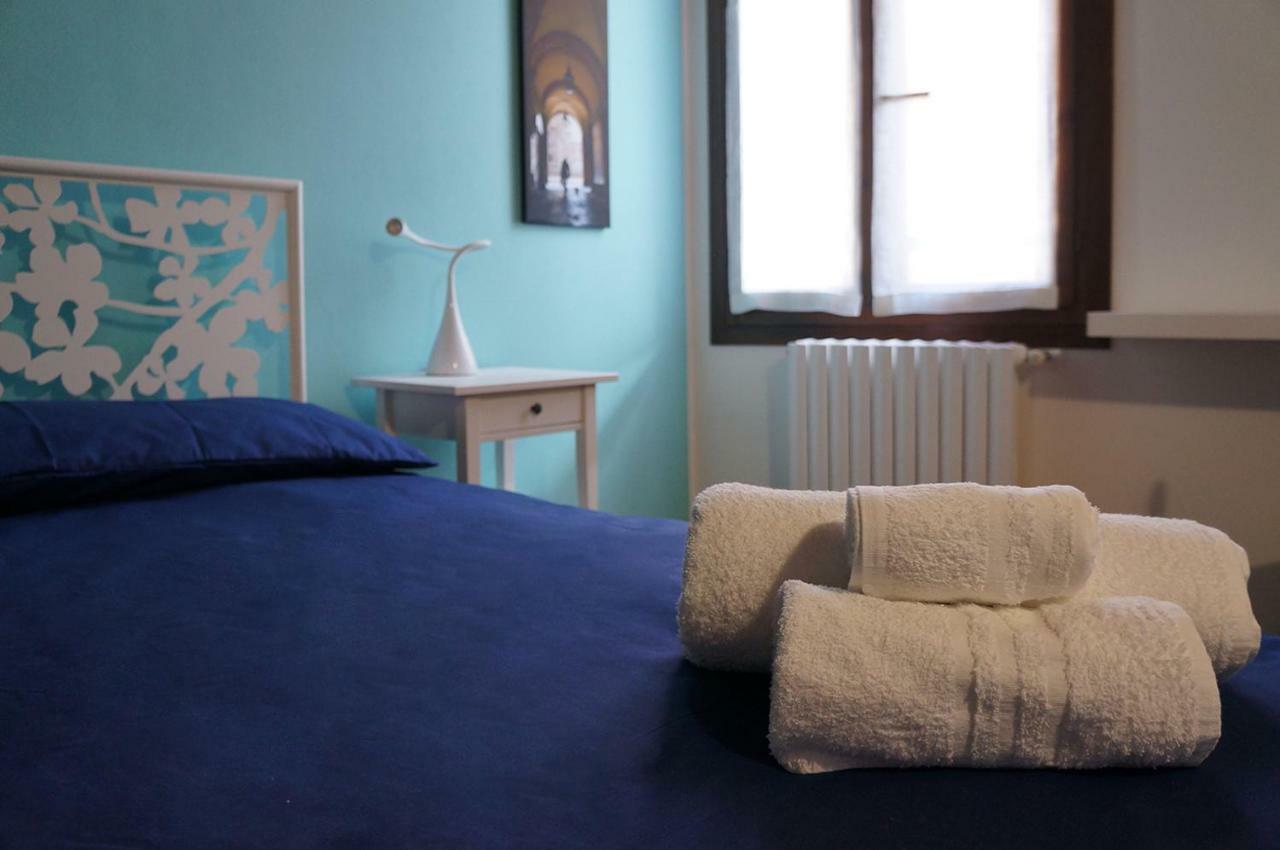 Ferienwohnung La Scarana Ferrara Exterior foto